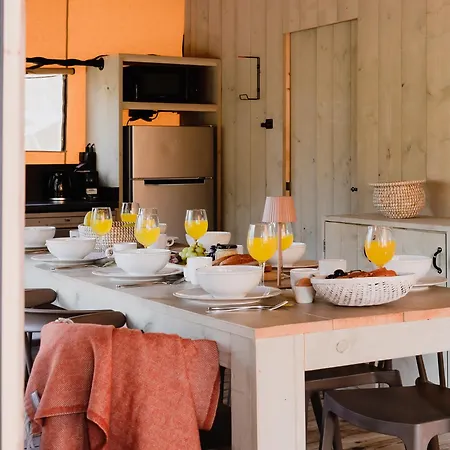 Luxury tent Buytenplaats Gooise Heide