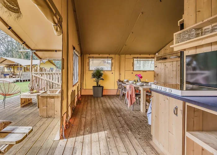 Buytenplaats Gooise Heide Luxury tent *