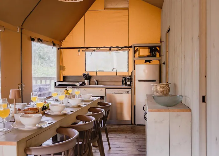 Buytenplaats Gooise Heide Luxury tent Huizen