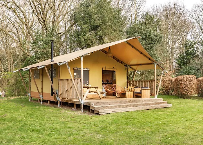 Luxury tent Buytenplaats Gooise Heide Huizen